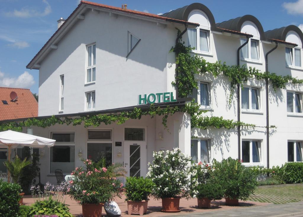 Lindner'S Hotel Bellheim Bagian luar foto